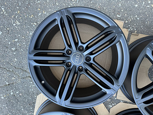 21" оригинальные диски Audi Peeler 5x130 (подходят для Q7 и (2 фото из 10)