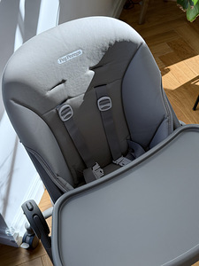 Детский стульчик Peg-Perego Living Space Sand (6 фото из 8)