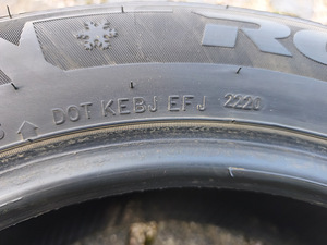 Зимняя шина Road RXFROST 205/60/16 5-6 мм (4 фото из 5)