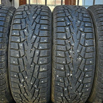 Шины R16 215 60 16 зимние 8мм 4шт