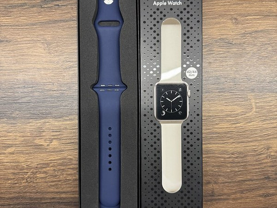 Uus! Apple Watch 42/44 mm tumesinine rihm
