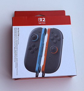 Nintendo Switch 2 Joy-Con , Light Blue/Light Red (1 фото из 5)
