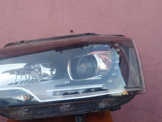 VW Multivan, Transporter vasak esituli