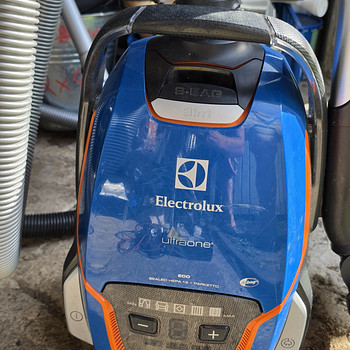 Electrolux ultraone Пылесос