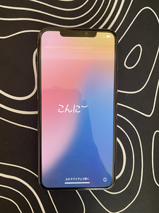 iPhone 11 Pro Max (1 foto / 6)