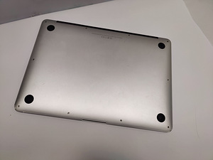 Sülearvuti Macbook Air 13" Early 2015 + Laadija (6 foto / 6)