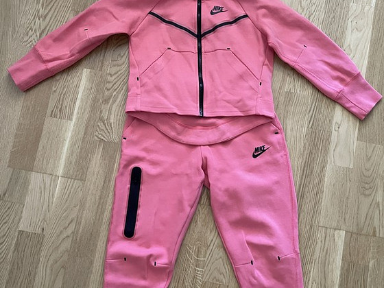 Спортивный костюм NIKE