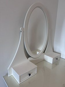Туалетный столик с зеркалом HEMNES VANITY IKEA (1 фото из 5)