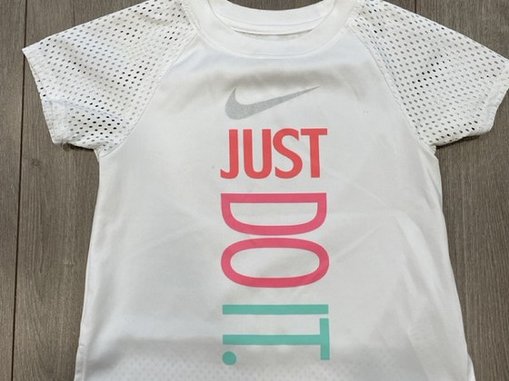 Футболки NIKE, ZARA, MUJI, LINDEX