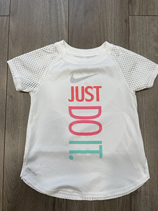T-särgid NIKE, ZARA, MUJI, LINDEX (1 foto / 9)