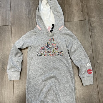 ADIDAS kapuutsiga pusa, pikkus 116 cm