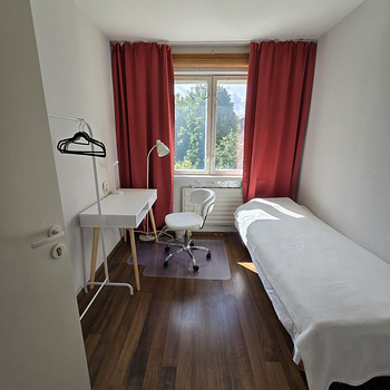 Puhangu tn, Põhja-Tallinn, Tallinn, Harjumaa