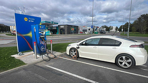 Opel Ampera (1 фото из 13)