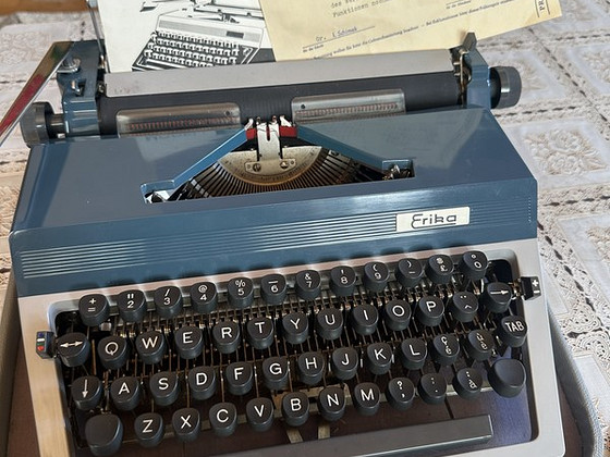 Erika Model 40