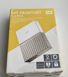 Western Digital WD Passport Ultra 2TB , Gold (1 foto / 2)