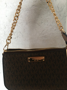 Сумка Michael Kors (2 фото из 3)