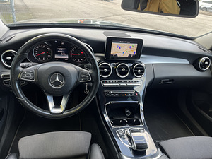 Mercedes-Benz C 180 Avantgarde (6 фото из 10)