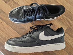 Кроссовки Nike р41 (3 фото из 4)