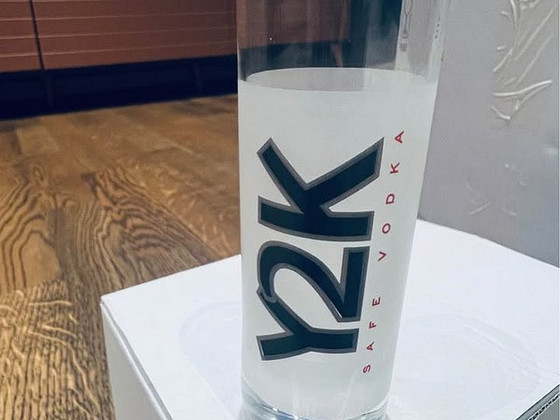 Новые Y2K рюмки, 96 шт.