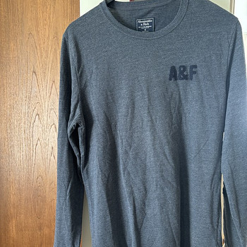 Abercrombie Fitch поло с длинными рукавами, размер M