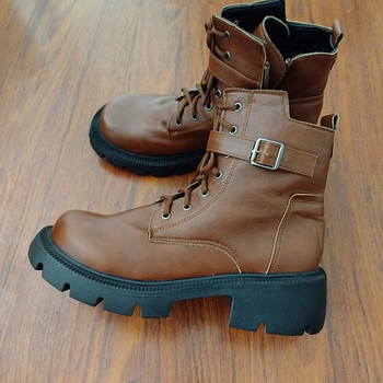 Uued naiste pruunid saapad, sisetallad 26 cm.