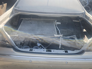 Mercedes benz s class varuosadeks (2 foto / 6)