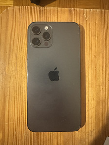 iPhone 12 Pro 128 (2 фото из 6)