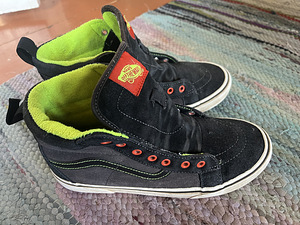 Vans Sk8 High Top ilmastikukindlad ketsid saapad (1 foto / 6)
