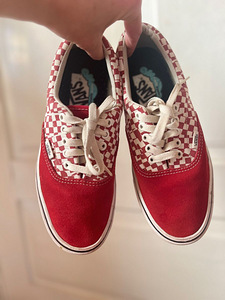 Vans tennised (1 foto / 4)