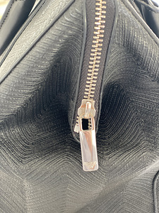 Сумка Armani Jeans (4 фото из 8)