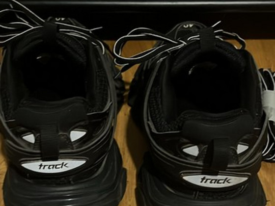 Balenciaga track black