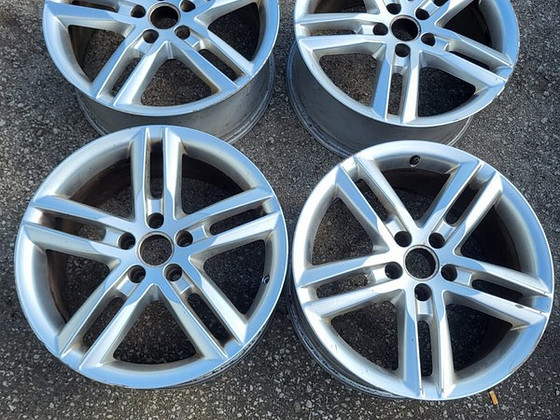 Продам диски audi 4g0601025bl r18 5/112