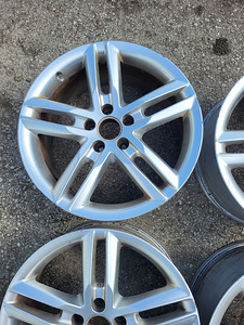 Müüa Audi veljed 4g0601025bl r18 5/112 (4 foto / 10)