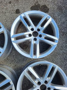 Müüa Audi veljed 4g0601025bl r18 5/112 (5 foto / 10)