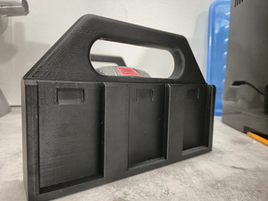 Держатель аккумулятора Bosch 18V | держатель аккумулятора с ручкой и замком (2 фото из 4)