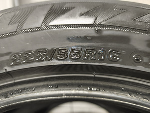 Bridgestone Blizzak 225/55/16 5.5 mm (3 foto / 5)