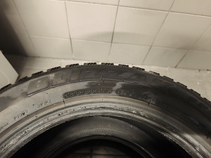 Bridgestone Blizzak 225/55/16 5.5 mm (5 foto / 5)