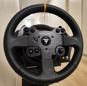 Thrustmaster TX руль Xbox/PC (1 фото из 6)