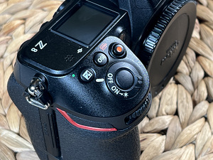 Nikon Z8 kaamera (4 foto / 8)