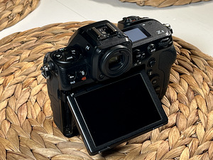 Nikon Z8 kaamera (7 foto / 8)