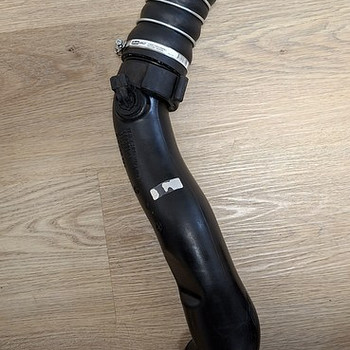 BMW E70/E71 Diesel intercooler hose pipe 3.0/3.5D