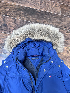Детская куртка Tommy Hilfiger 140 (2 фото из 2)