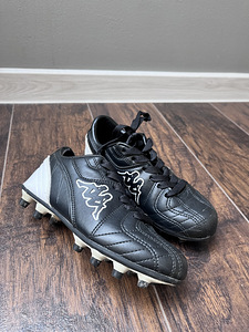 Футбольные бутсы Adidas (2 фото из 3)