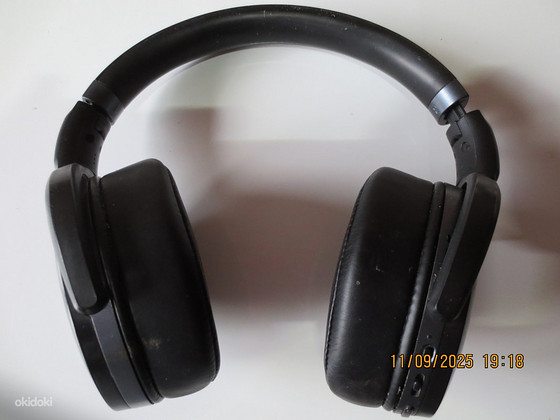 SENNHEISER HD 440