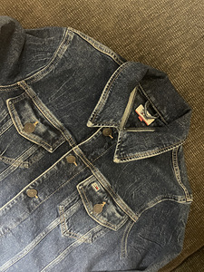 Куртка Tommy Hilfiger из денима, размер M (2 фото из 3)
