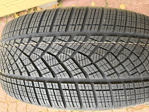 Uued Lamellrehvid GoodYear UltraGrip 285/40R20, 245/45R20 (2 foto / 4)