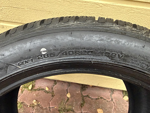 Uued Lamellrehvid GoodYear UltraGrip 285/40R20, 245/45R20 (4 foto / 4)
