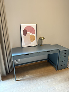 IKEA стол и тумба (3 фото из 3)