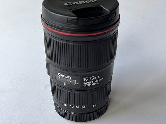 Canon EF 16 - 35mm f4