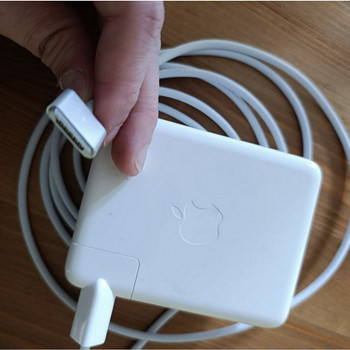 Зарядное устройство Apple MagSafe3 + адаптер питания Apple 140W USB-C.